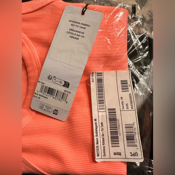 🆕 Goddess Ribbed Go-To Tank 🆕 - Picture 8 of 9